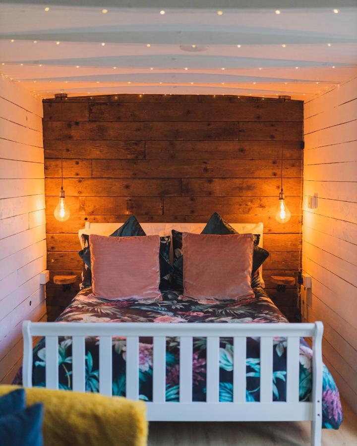 Hotel The Horrrsebox Tinyhouse Glamping Garadice Esterno foto